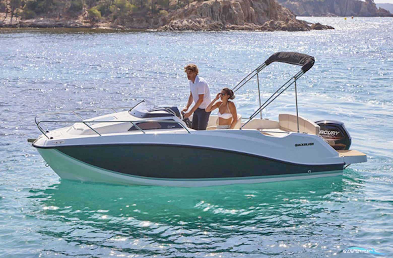 Quicksilver Activ 555 Cabin m/Mercury F80 hk EFI 4-takt