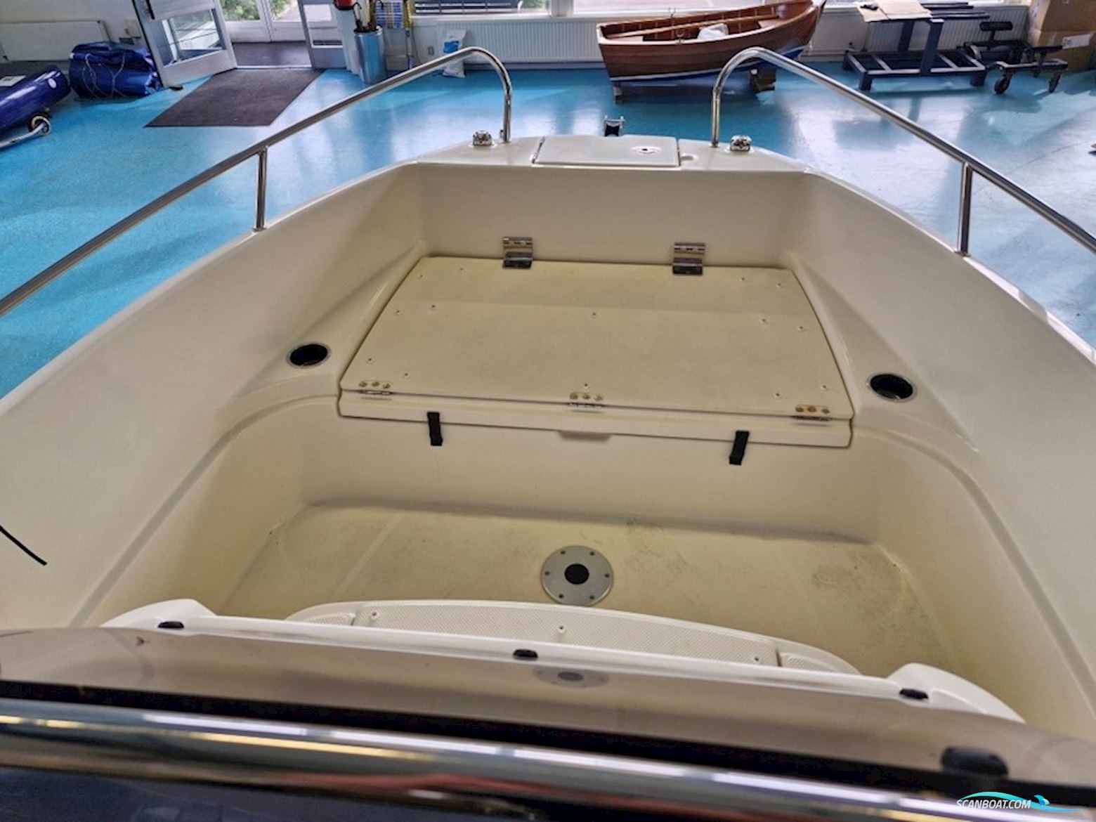 Quicksilver Activ 555 Open