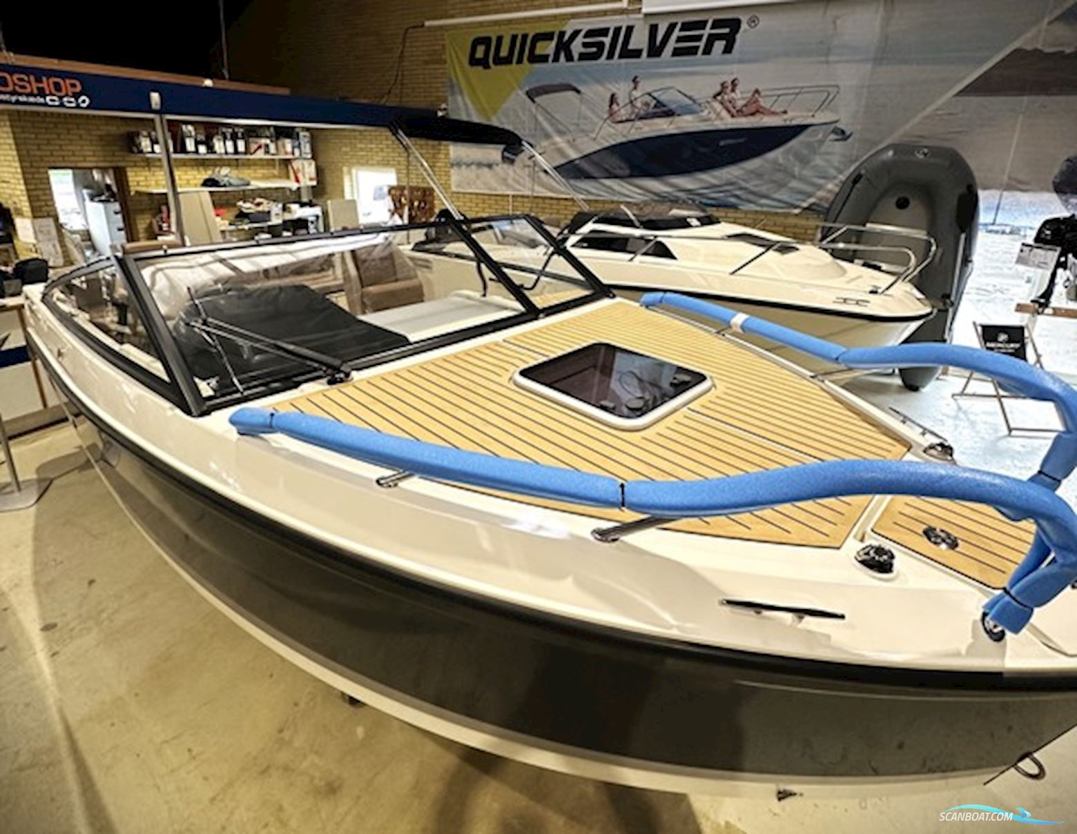 Quicksilver Activ 605 Cruiser med Mercury F150 – Ny båd klar til levering | STÆRKT TILBUD