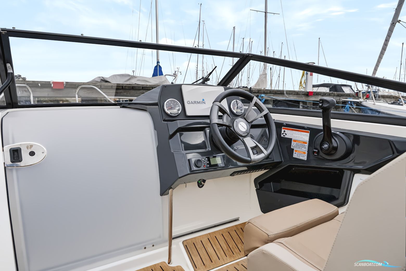 Quicksilver Activ 605 DC