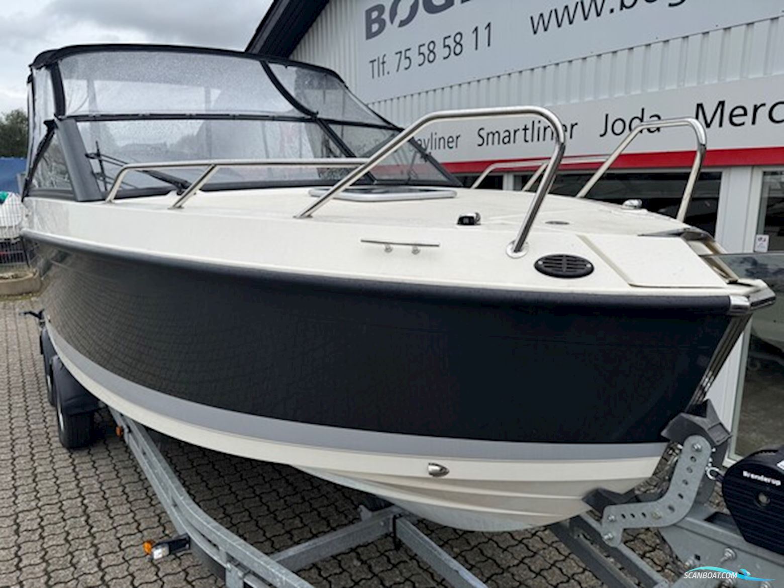 Quicksilver Activ 675 Cruiser med 225 hk Mercury-EFI DS V6 XL