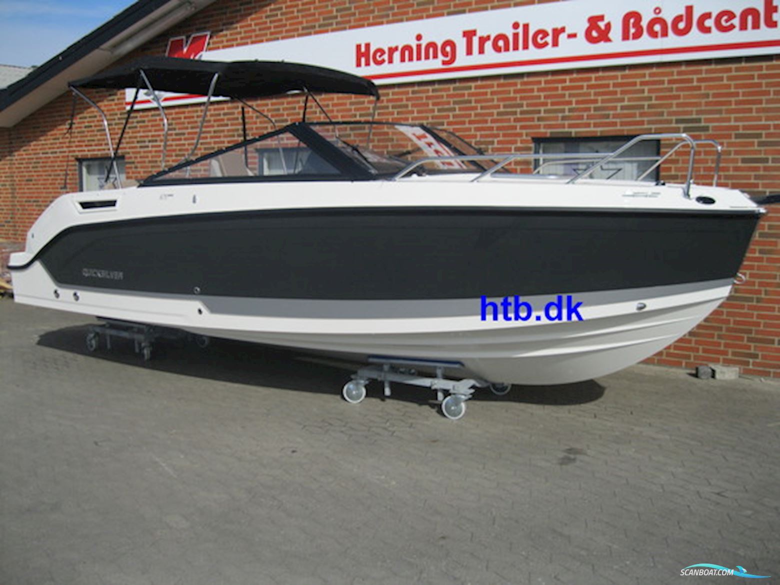 Quicksilver Activ 675 Cruiser m/Mercury F200 hk V6 - Jubilæumspris !