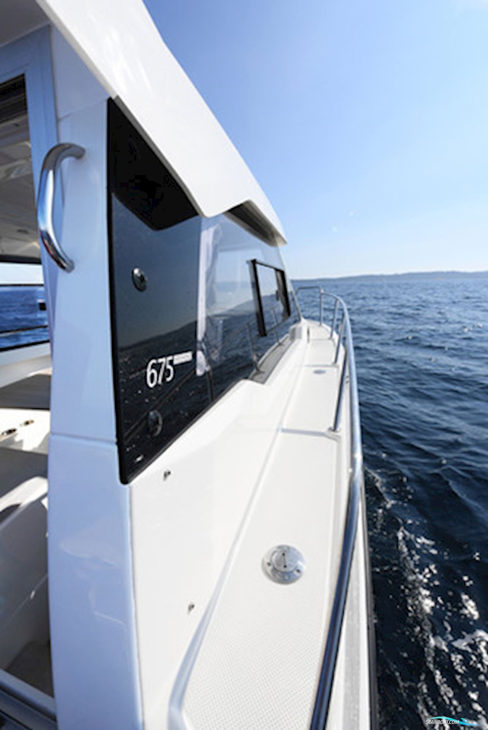 Quicksilver Activ 675 Weekend med F200 Mercury DS XL V6 - INKL. udstyr - KAMPAGNE PRIS