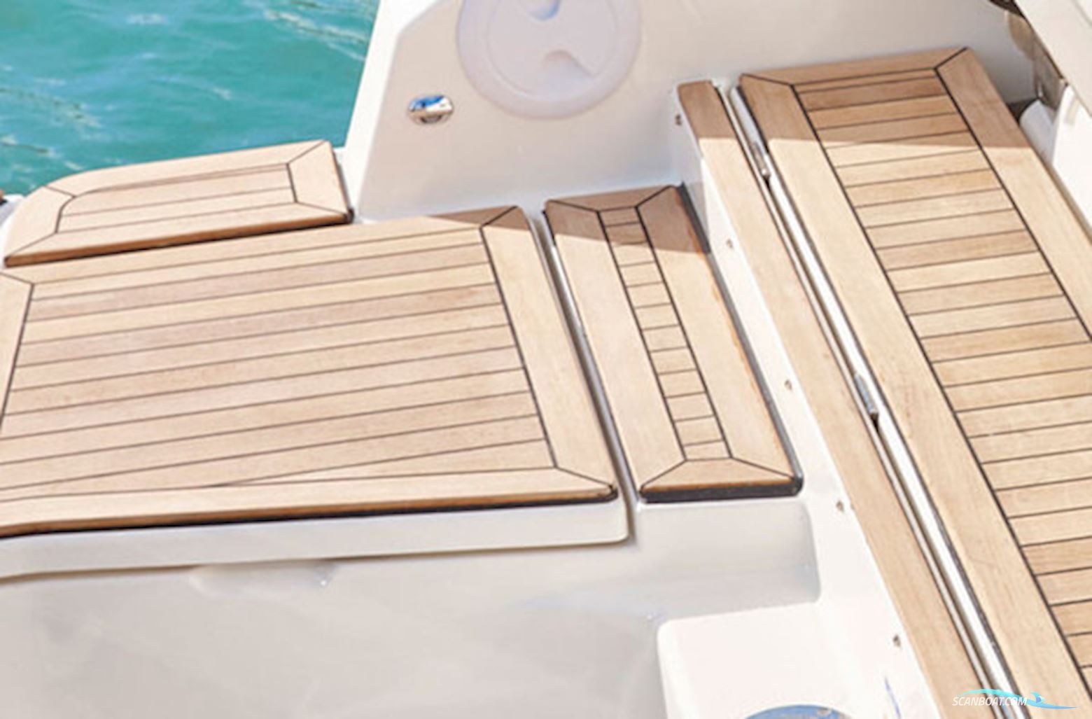 Quicksilver Activ 755 Cruiser Med F225 Mercury-Efi 4 Takt XL V6 - Inkl Udstyr