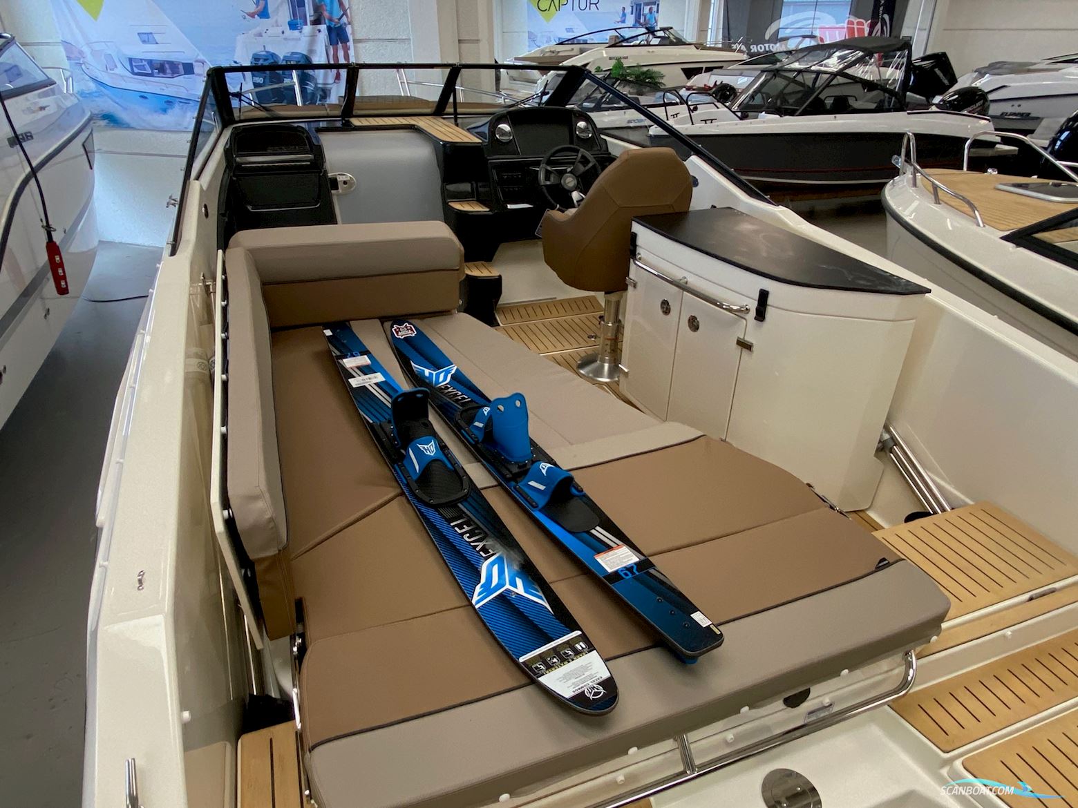 Quicksilver Activ 755 Cruiser