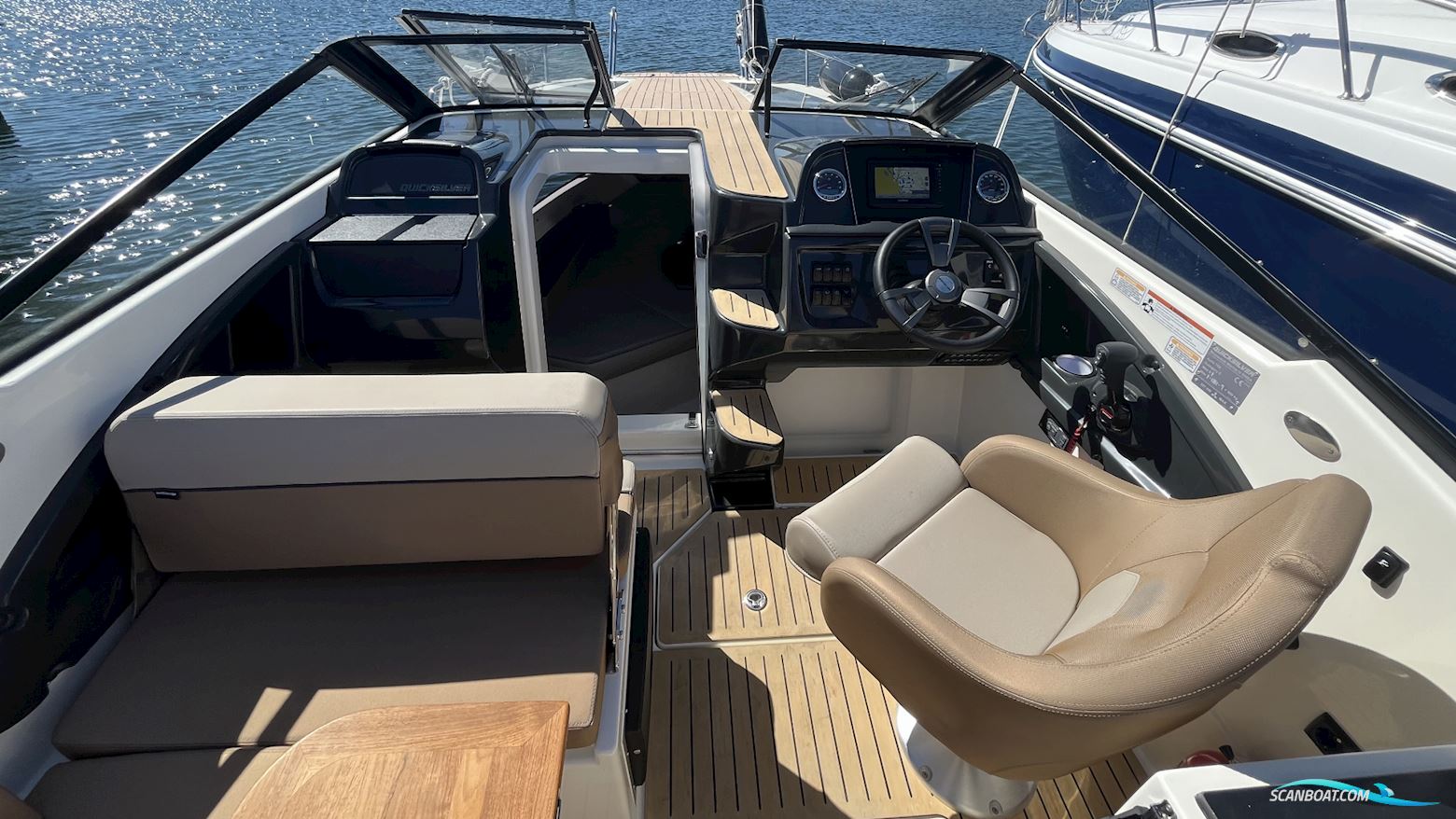 Quicksilver Activ 755 Cruiser