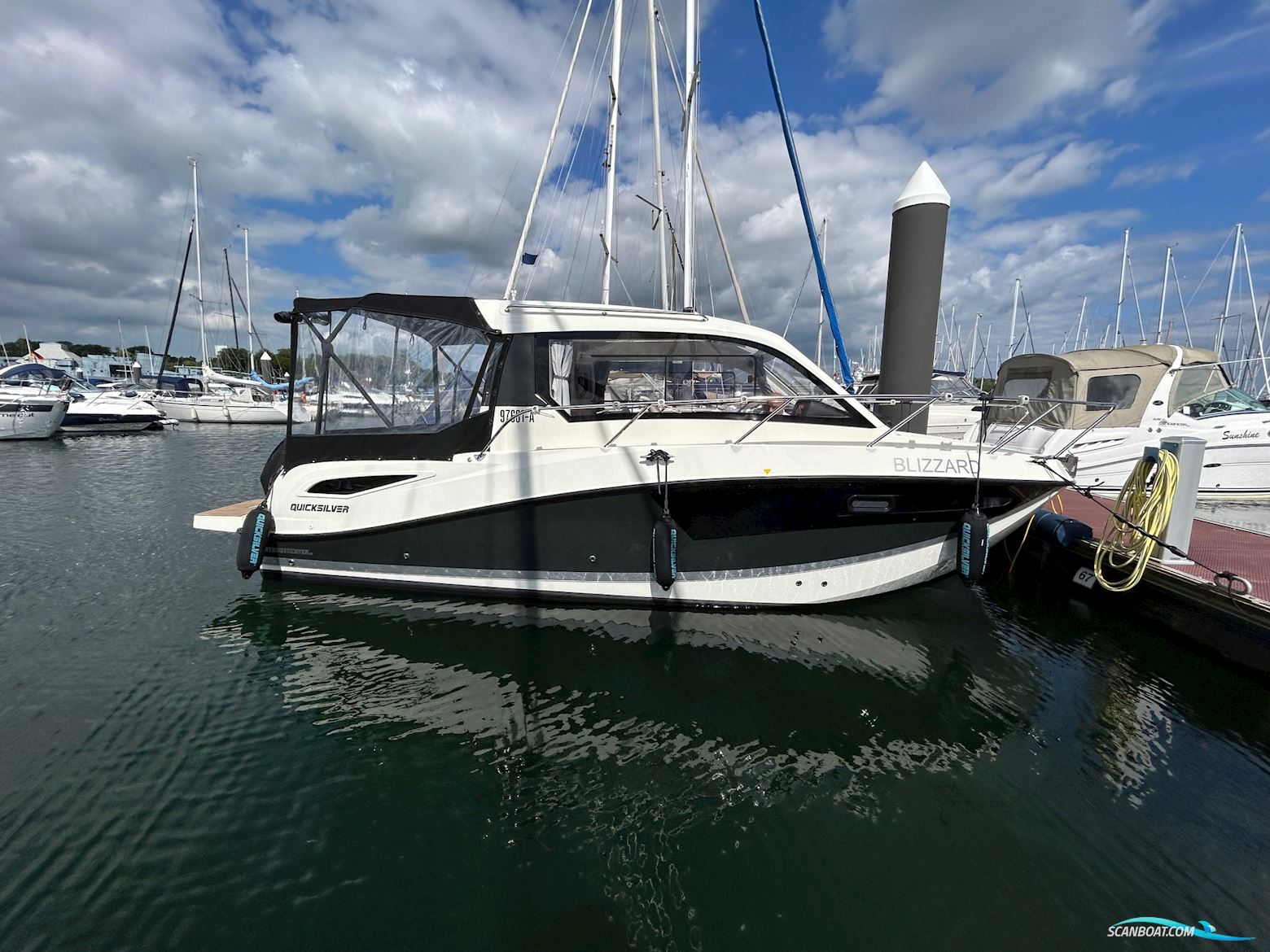 Quicksilver Activ 755 Weekend