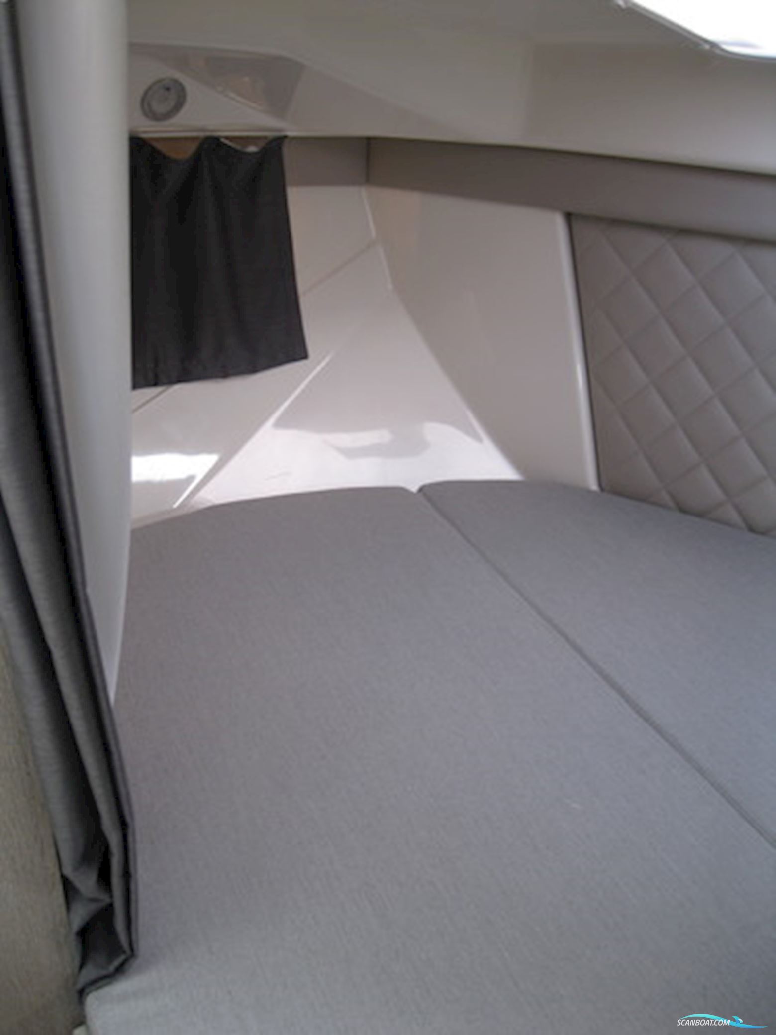 Quicksilver Activ 755 Weekender m/Mercury F250 hk DTS V8 - SOLGT !