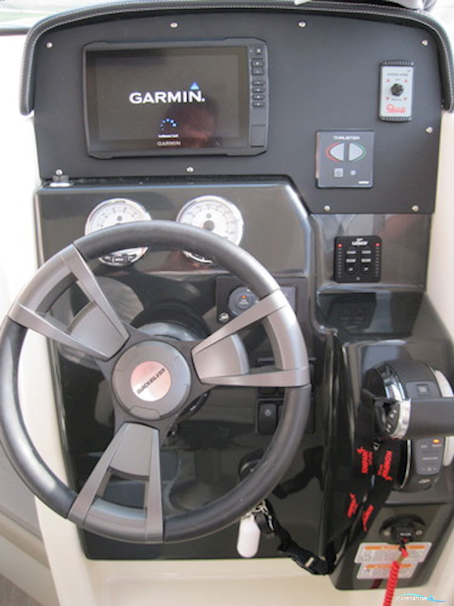 Quicksilver Activ 755 Weekender m/Mercury F250 hk DTS V8 - SOLGT !