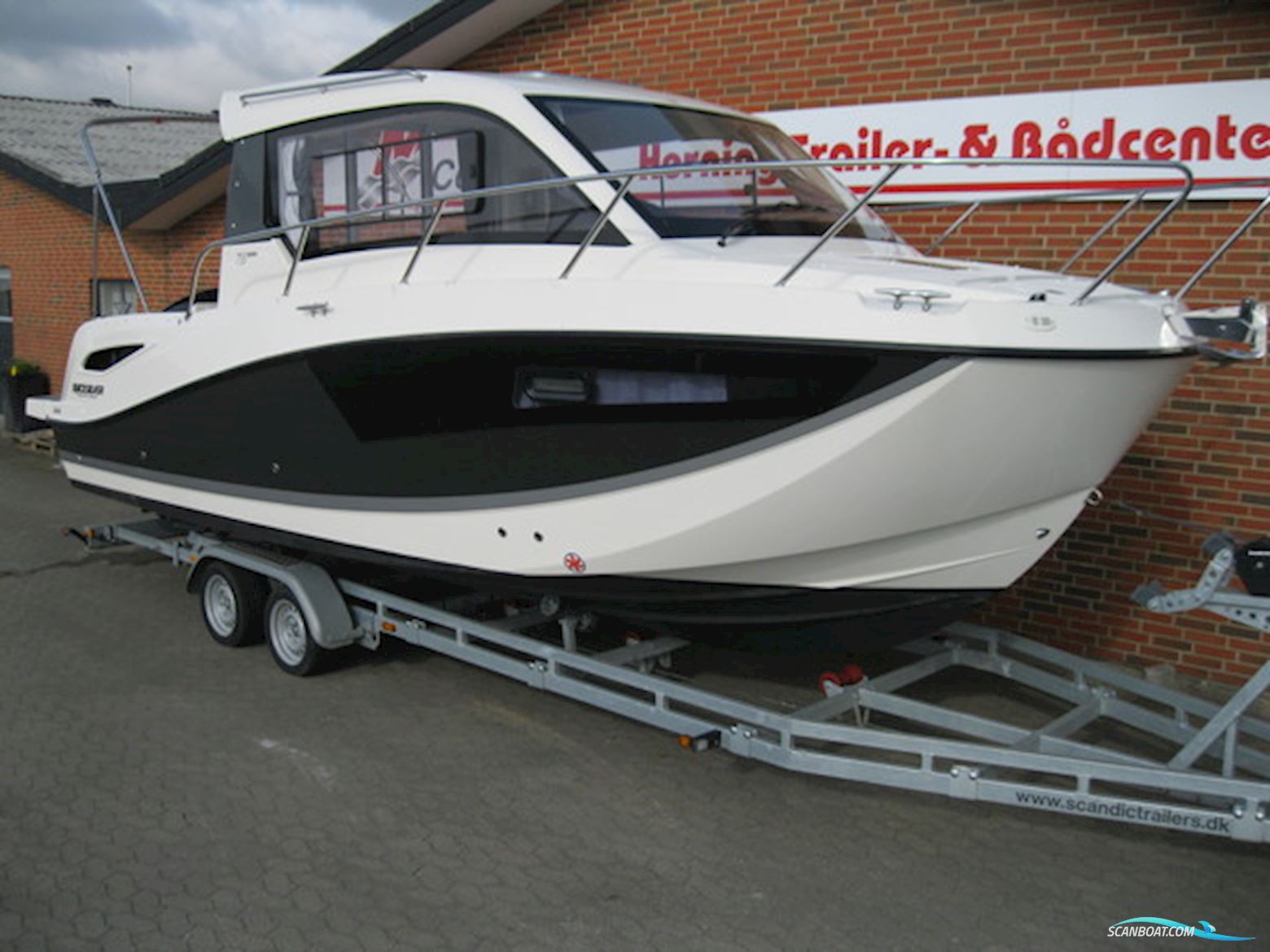 Quicksilver Activ 755 Weekender m/Mercury F250 hk DTS V8 - SOLGT !