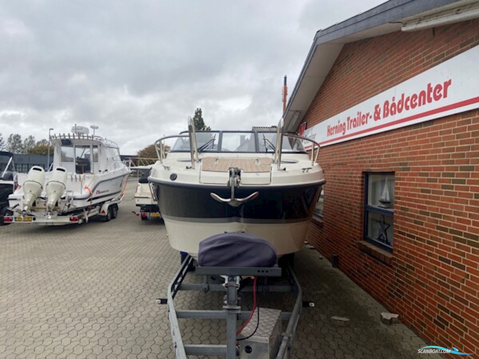 Quicksilver Activ 805 Cruiser m/Mercury F300 hk V8 Verado