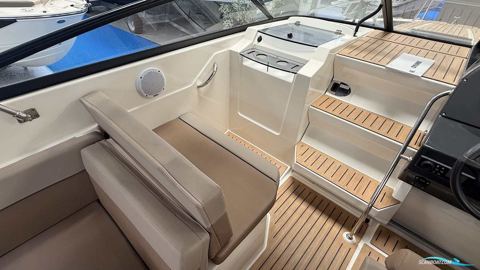 Quicksilver Activ 805 Cruiser