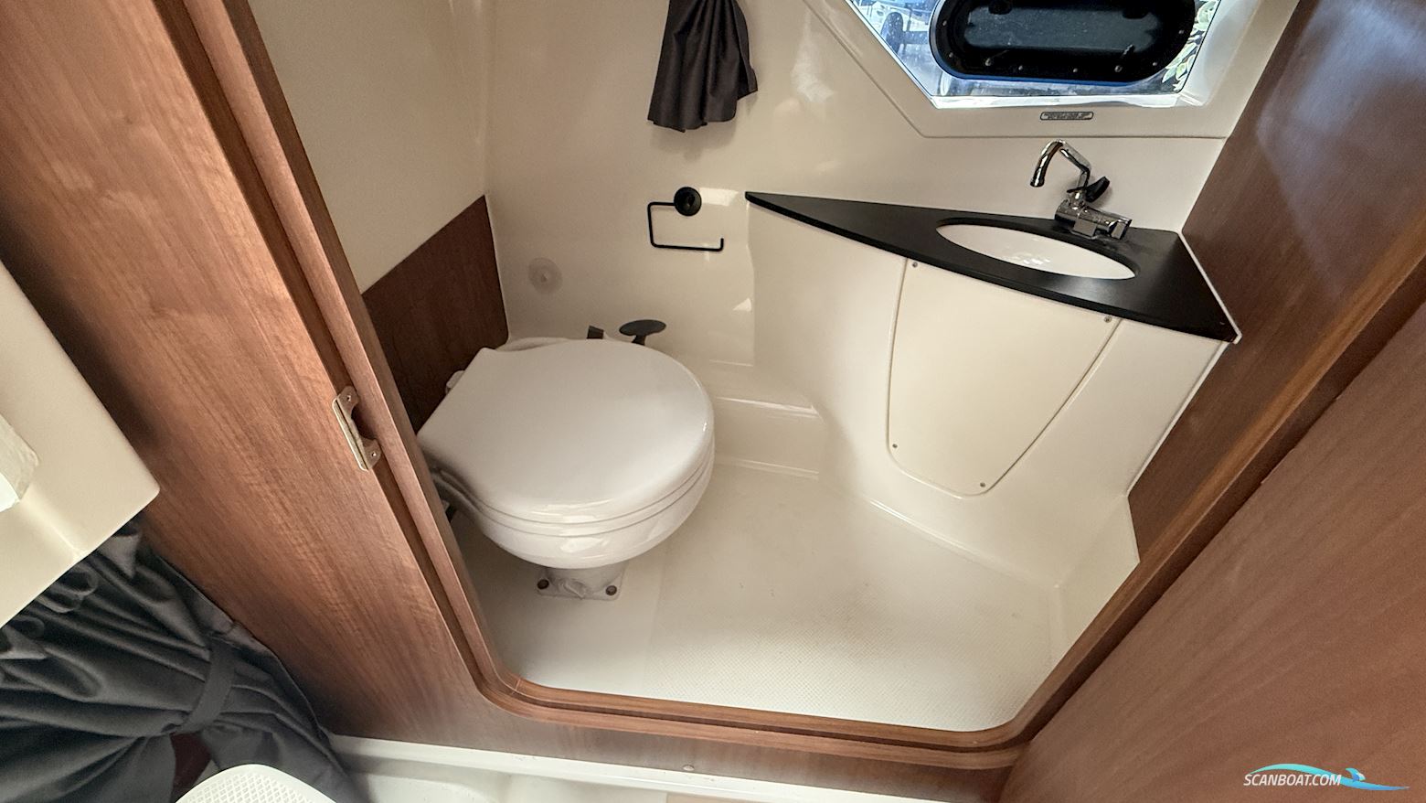 Quicksilver Activ 805 Cruiser