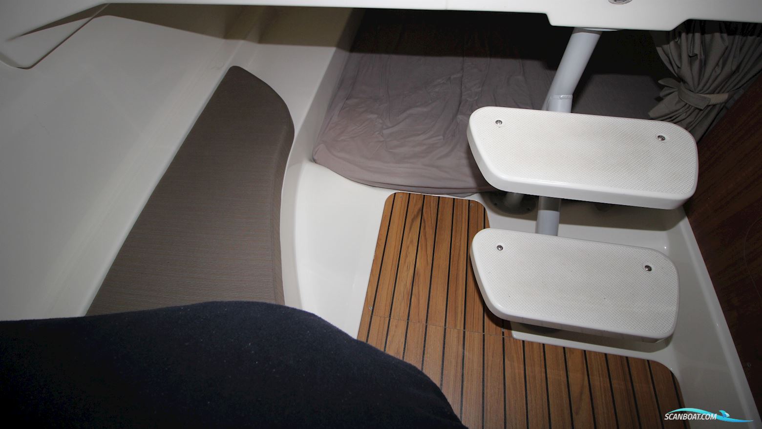 Quicksilver Activ 805