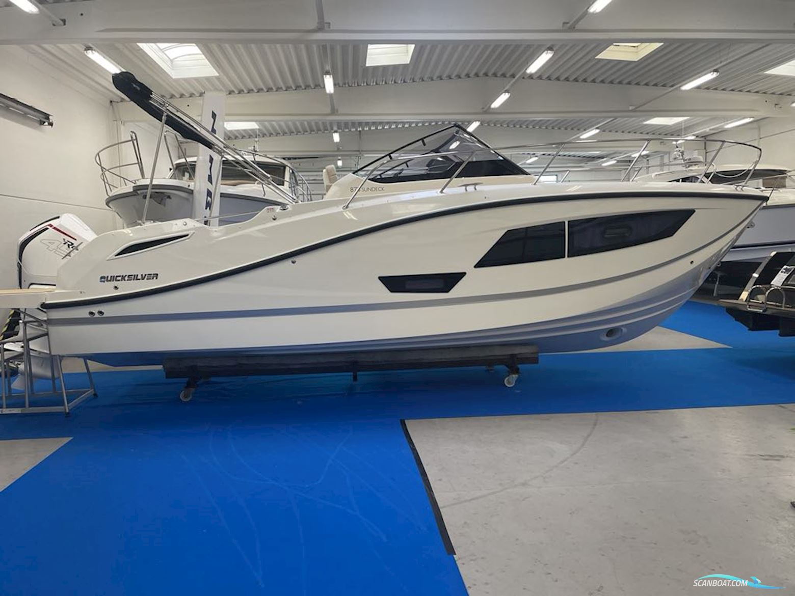 Quicksilver Activ 875 Sundeck Motorbåt 2024, Danmark