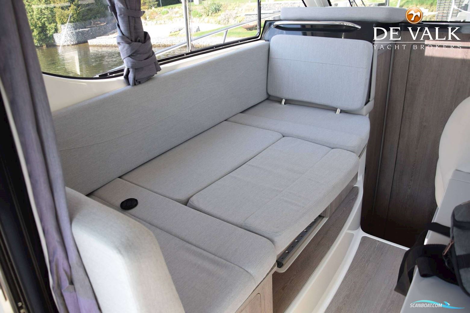 Quicksilver Activ 905 Weekend