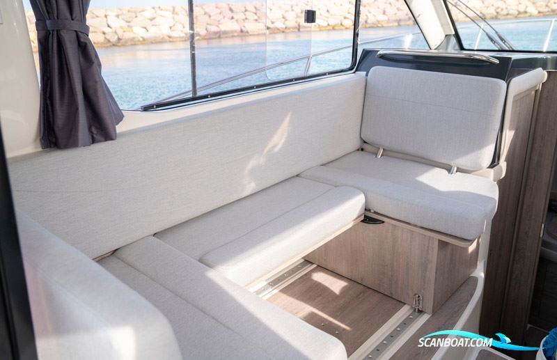 Quicksilver Activ 905 Weekend