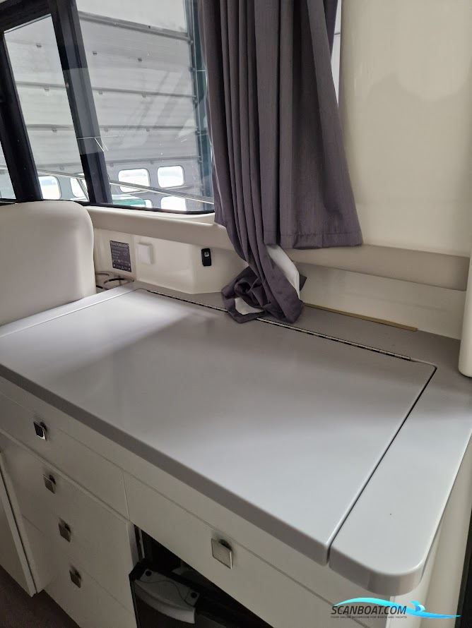 Quicksilver Activ 905 Weekend
