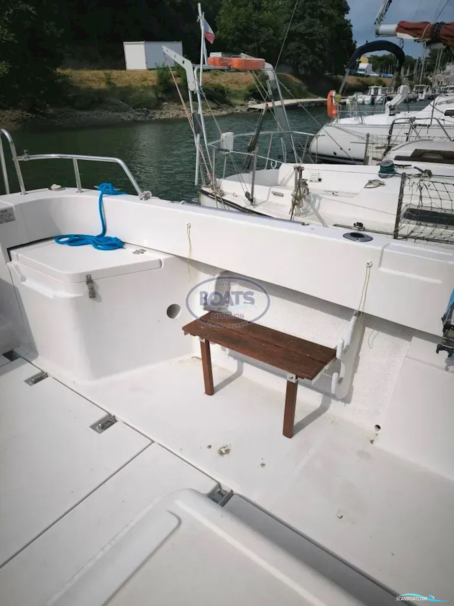 Quicksilver ARVOR 250