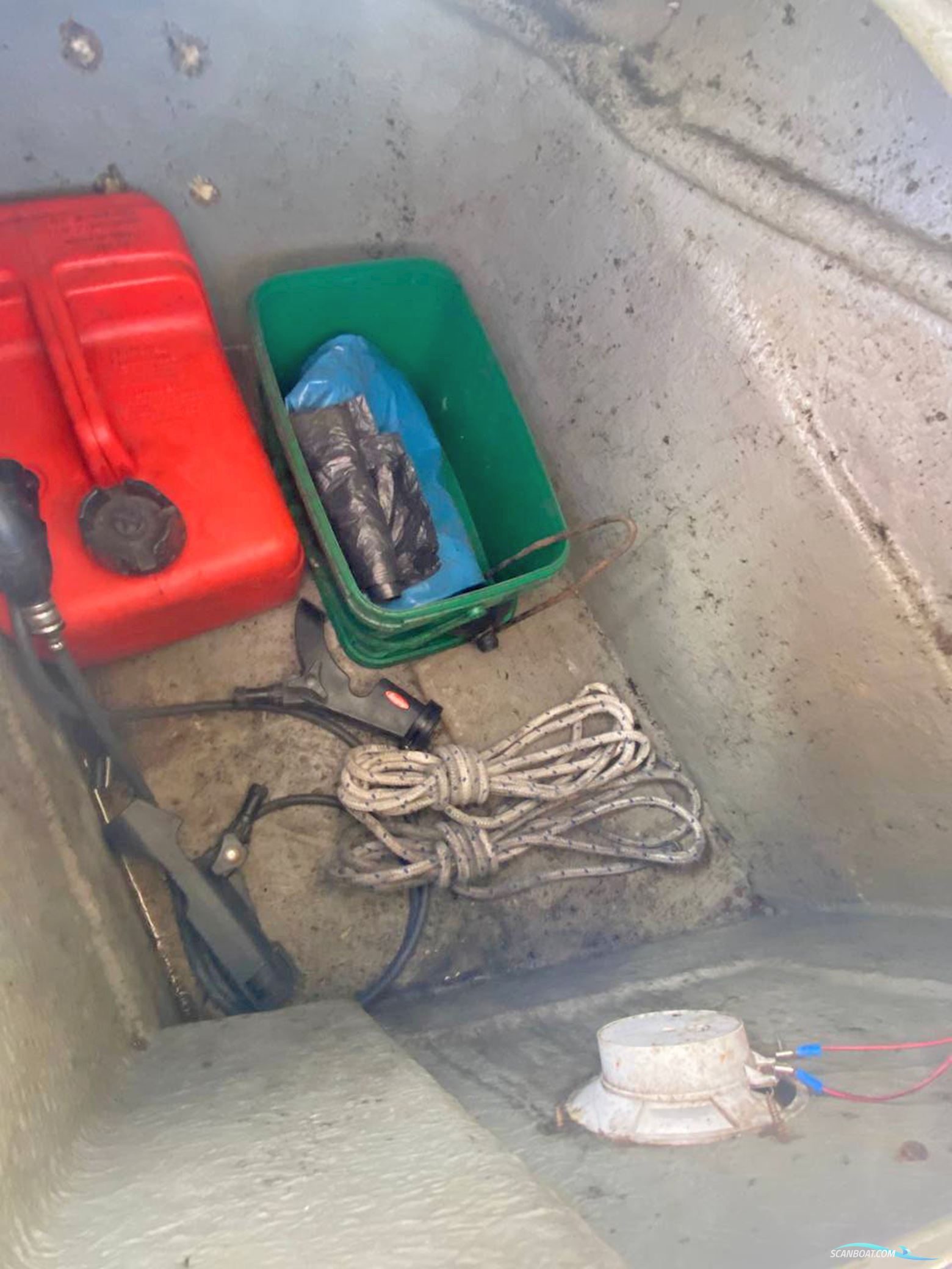 Quicksilver Cabin 435