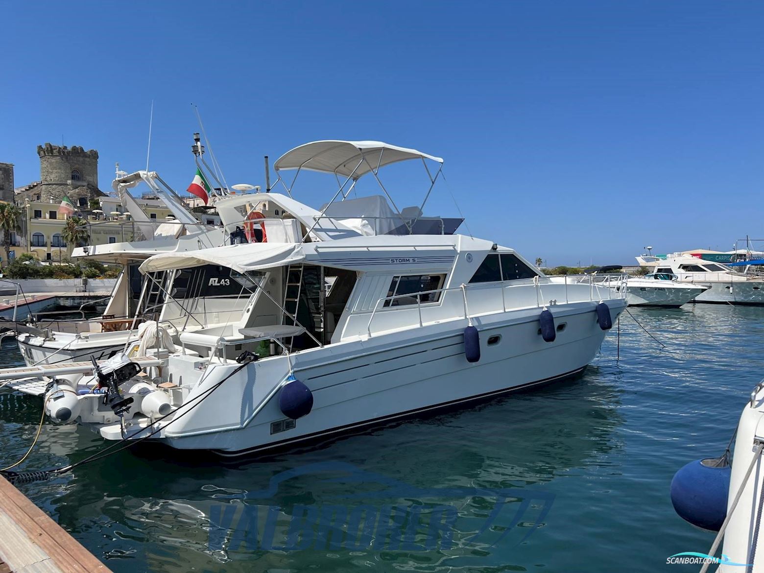 Raffaelli Storm S Motorbåt 1991, med Caterpillar 395 motor, Italien