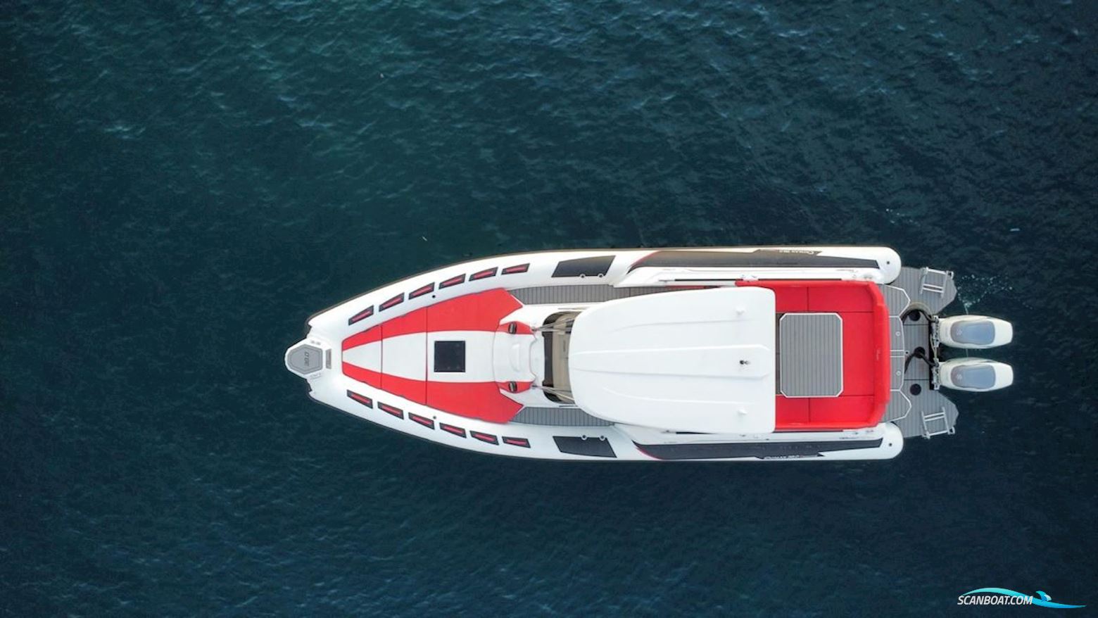 Rainieri Cayman 38 Exécutive