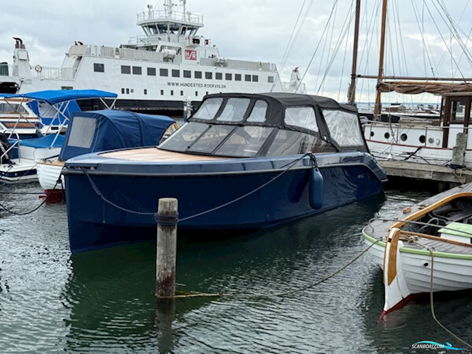 RAND Leisure 28 - Mercruiser 6.2L med Bravo 3-drev