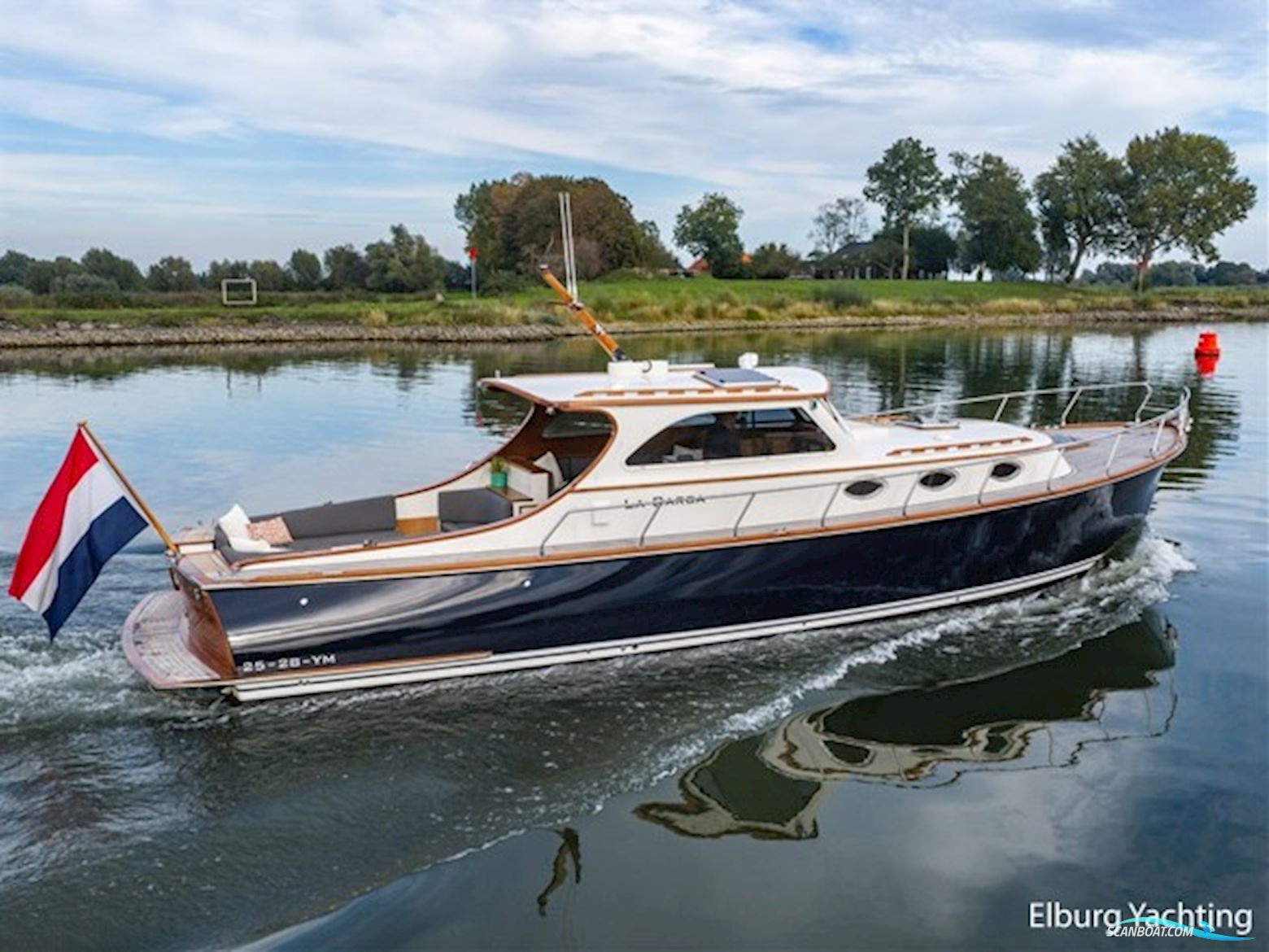 Rapsody 40 Offshore