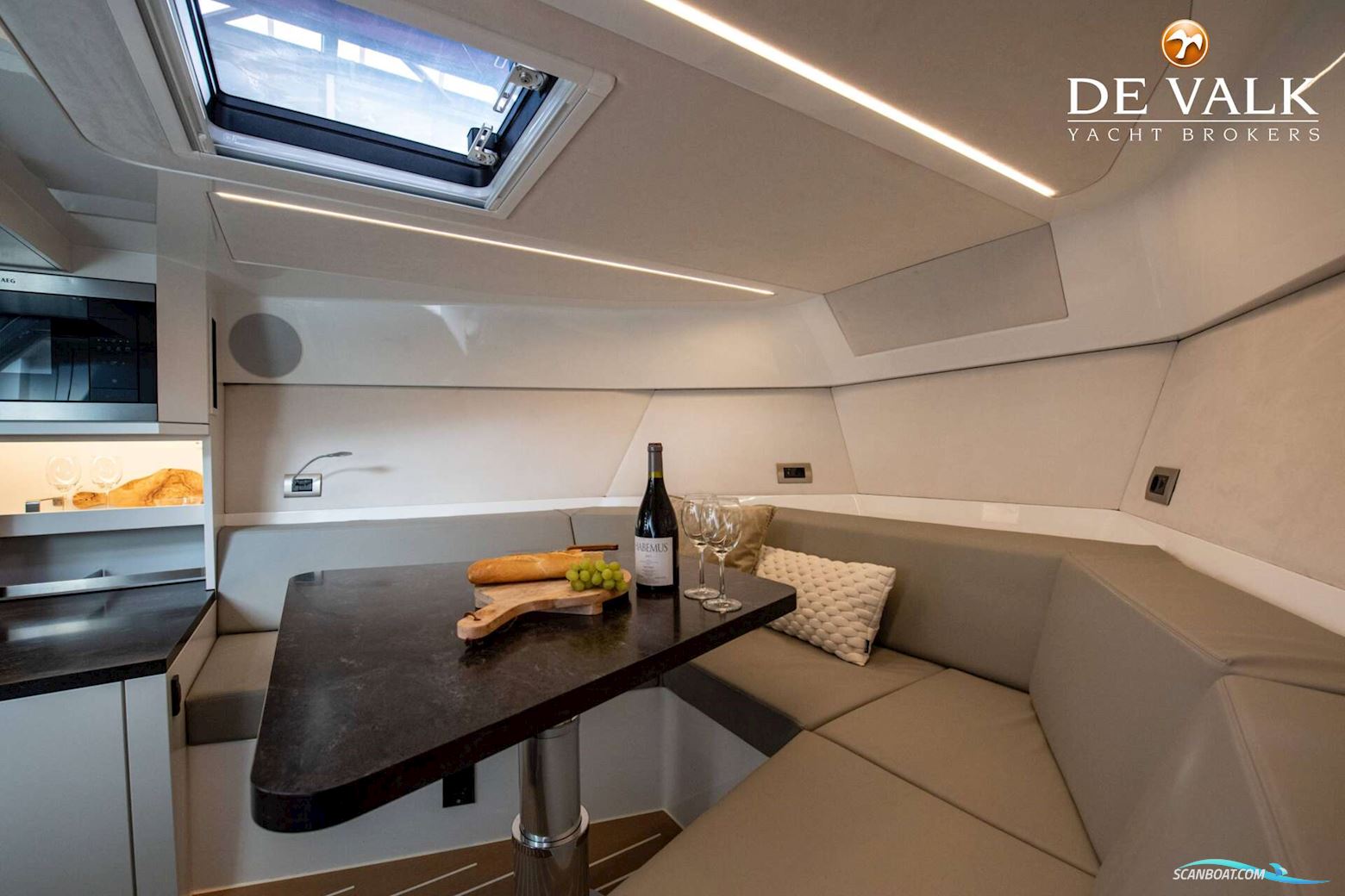 Reborn 38 Cabin