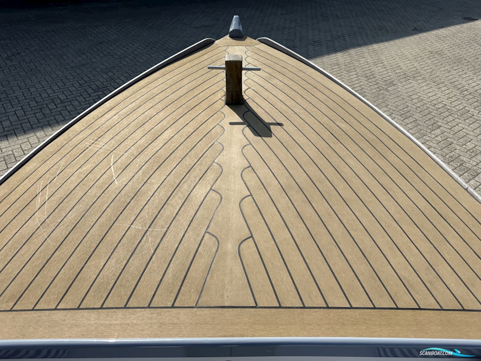 Reddingssloep 695 Electric