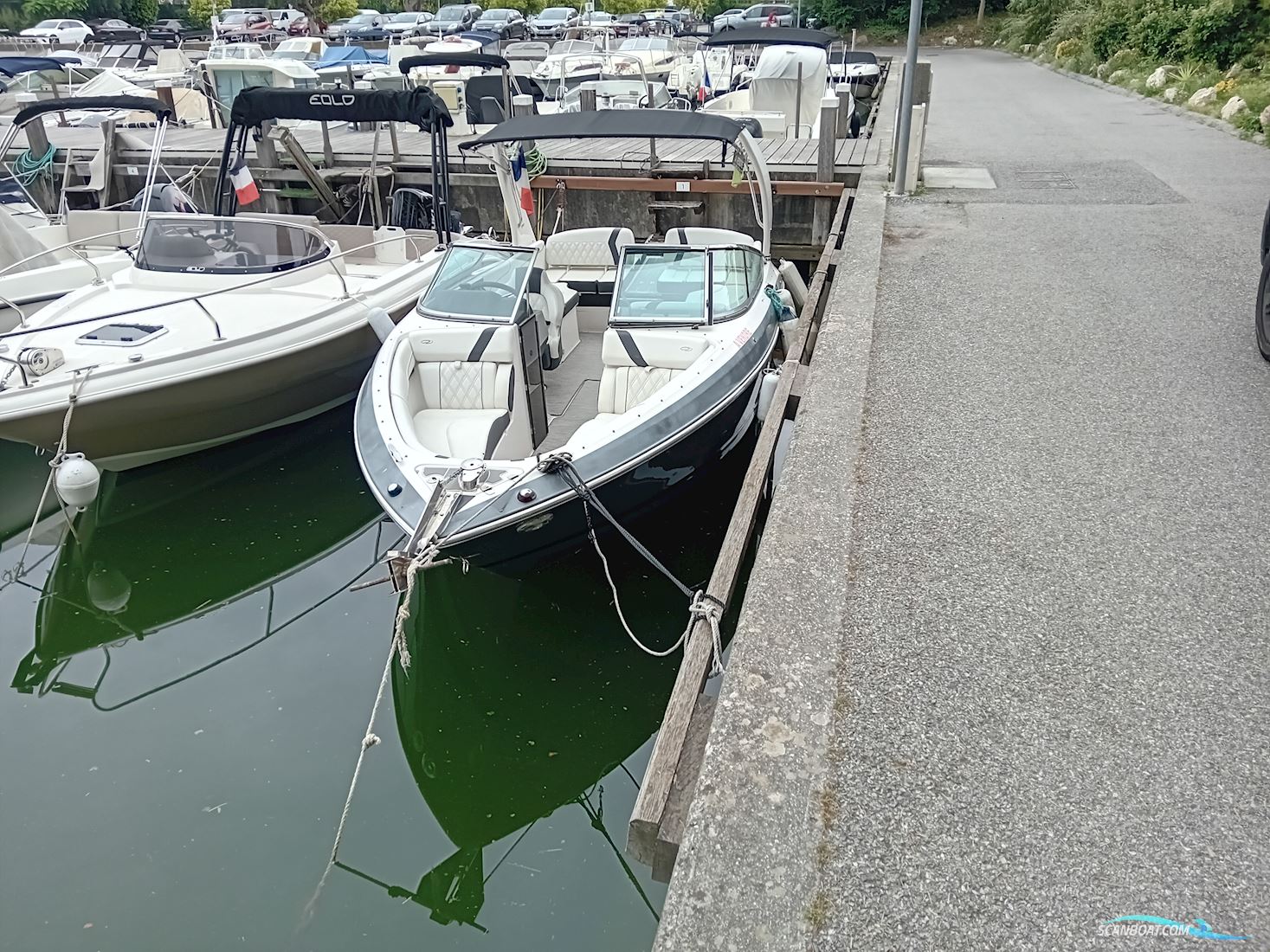 Regal 2300 Bow Rider Motorbåt 2021, med Volvo motor, Monaco