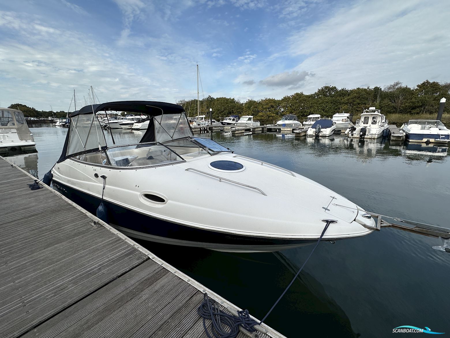 Regal 2450 Cuddy