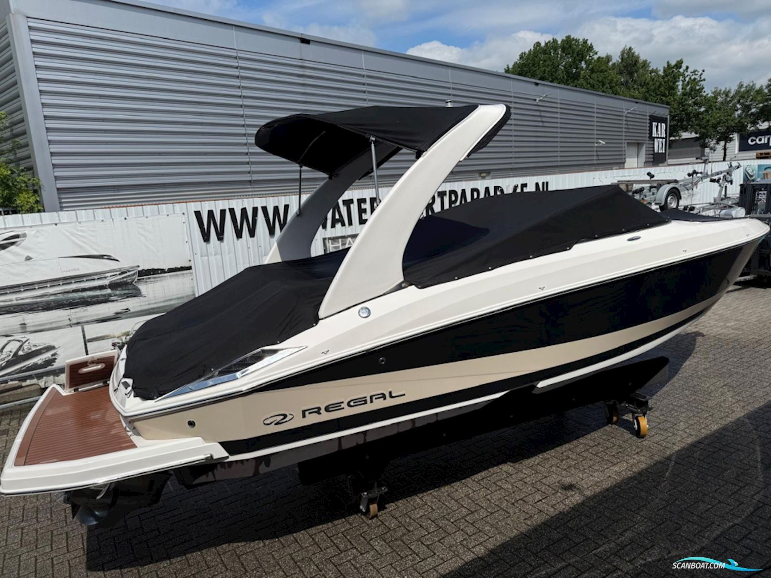 Regal 2500 Bowrider