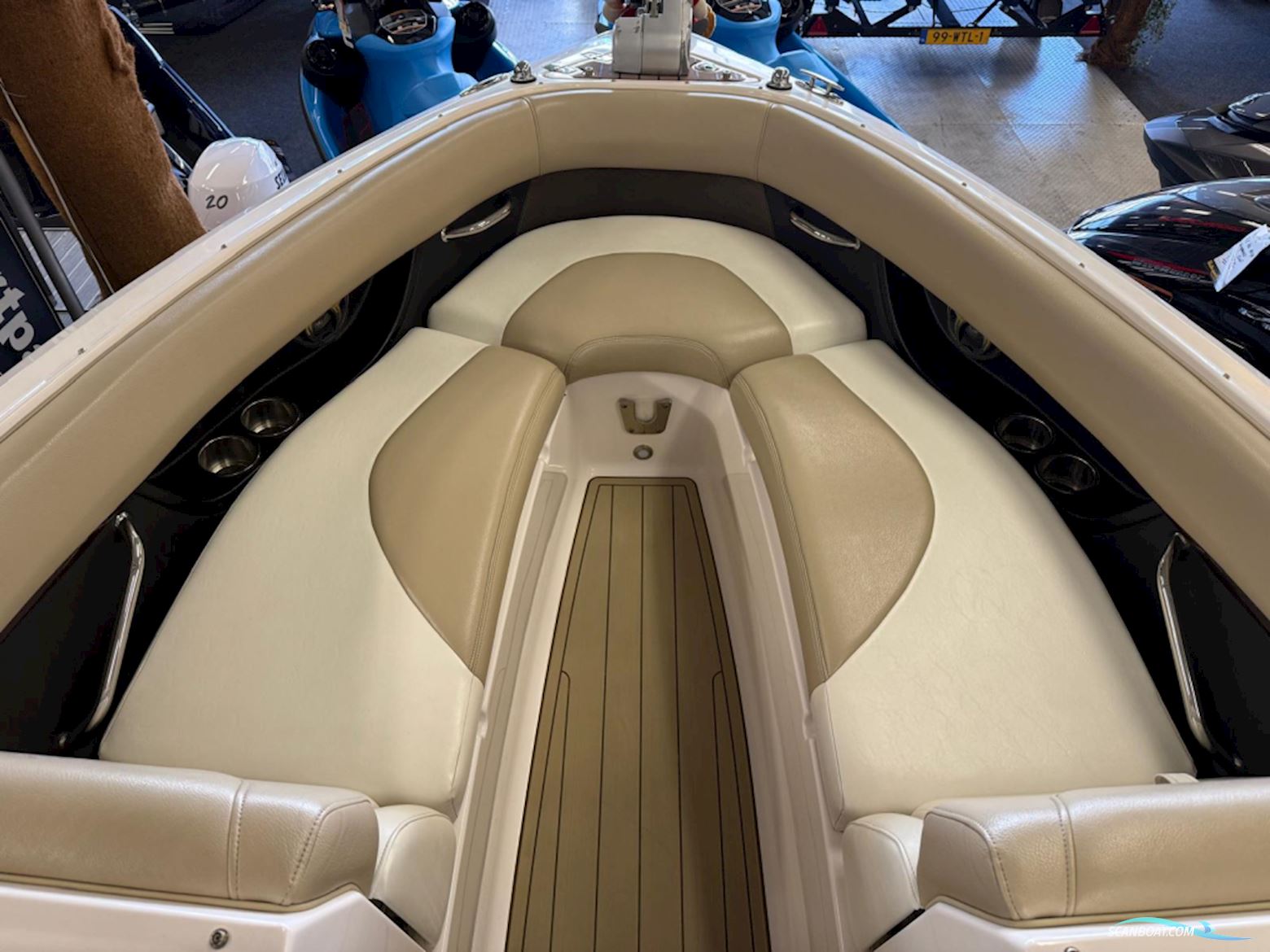 Regal 2500 Bowrider
