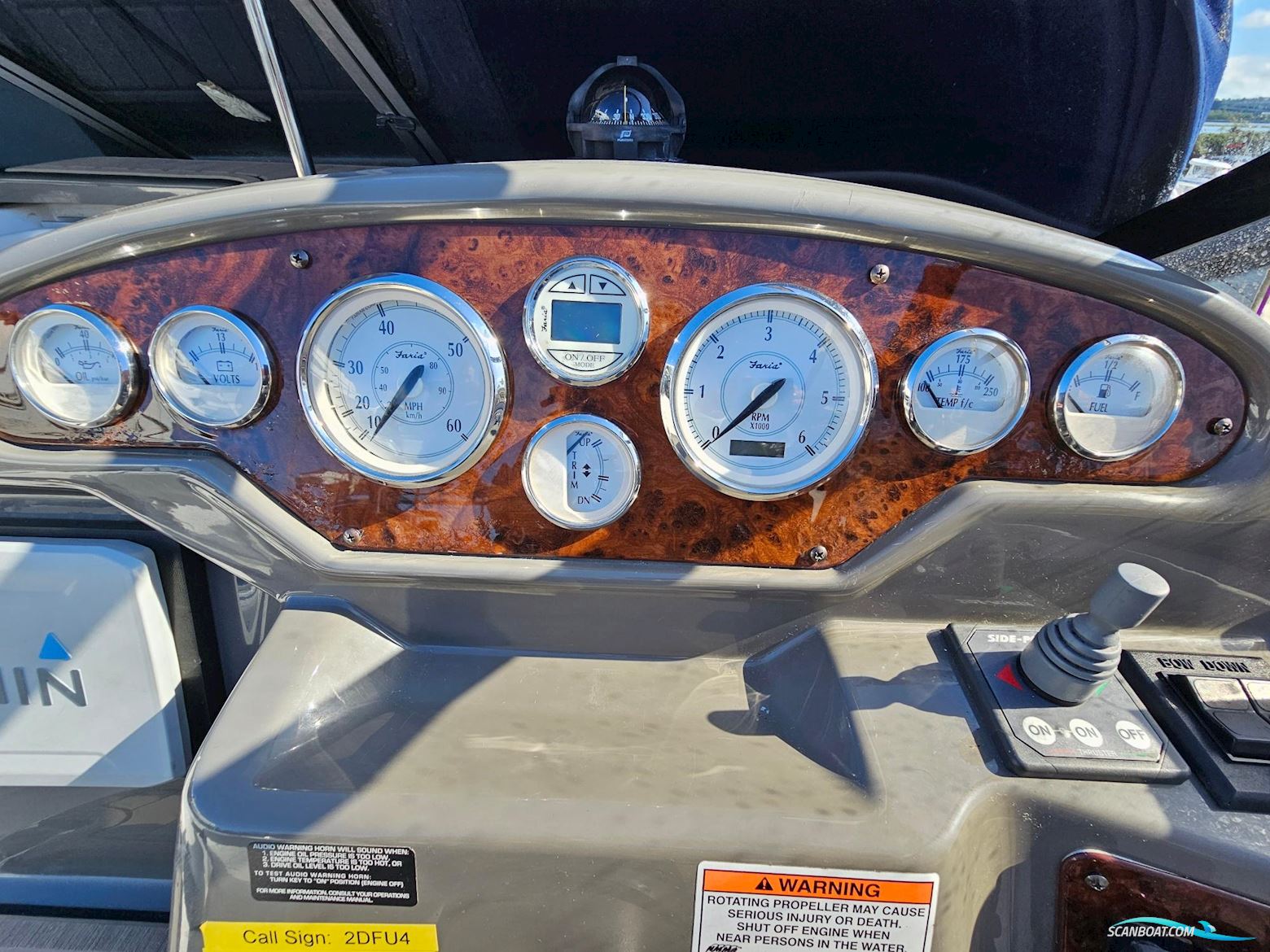 Regal 2565 Window Express