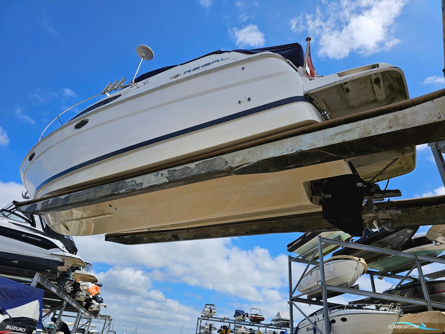 Regal 2565 Window Express