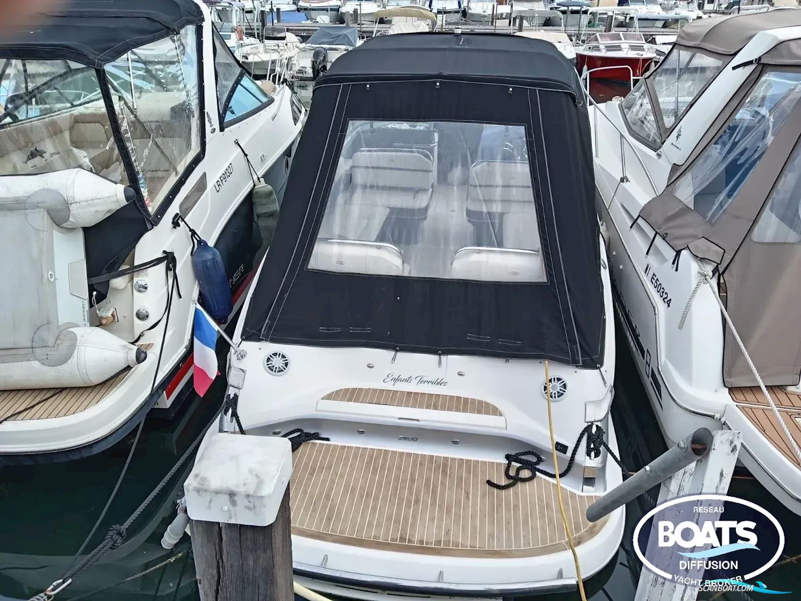 Regal 2800 Motorbåt 2016, med Mercruiser motor, Frankrike