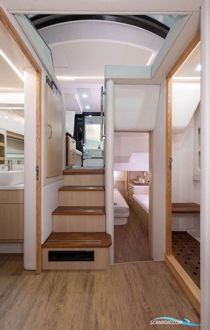 Regal 38 Grande Coupe