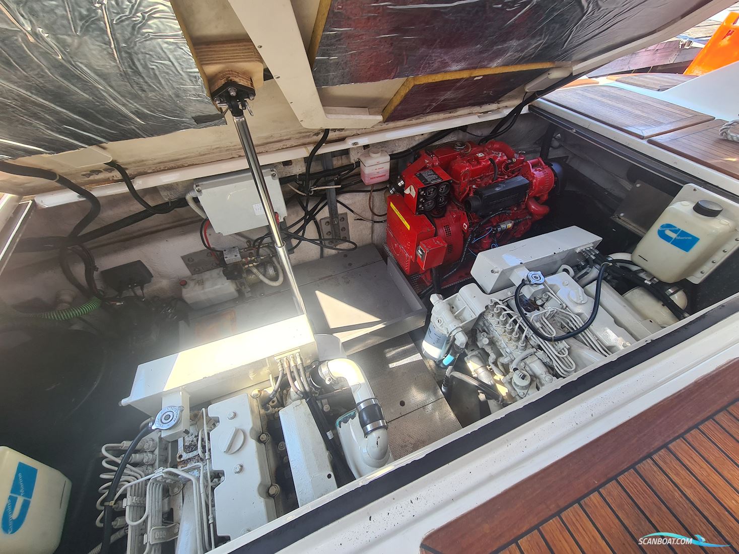 Regal 4160 Commodore