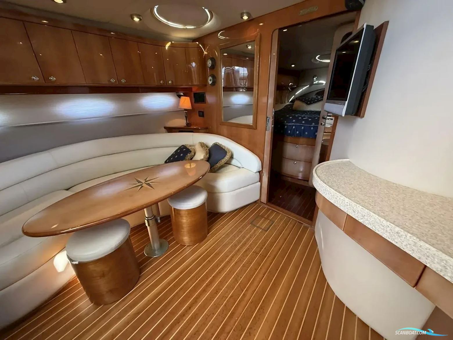 Regal 4460 Commodore