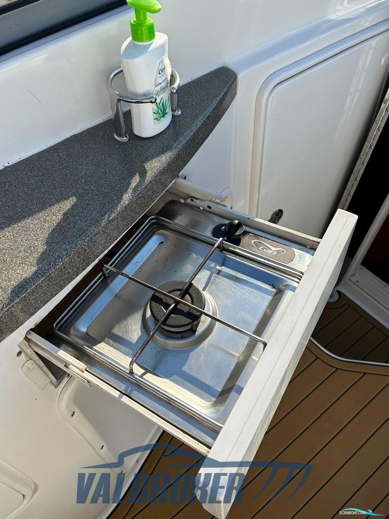 Regal Marine 2665