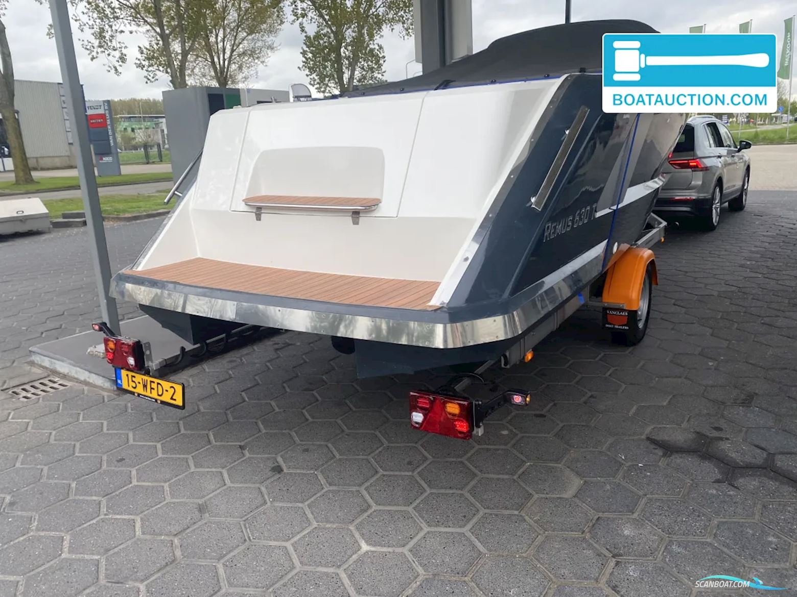 Remus 630 tender
