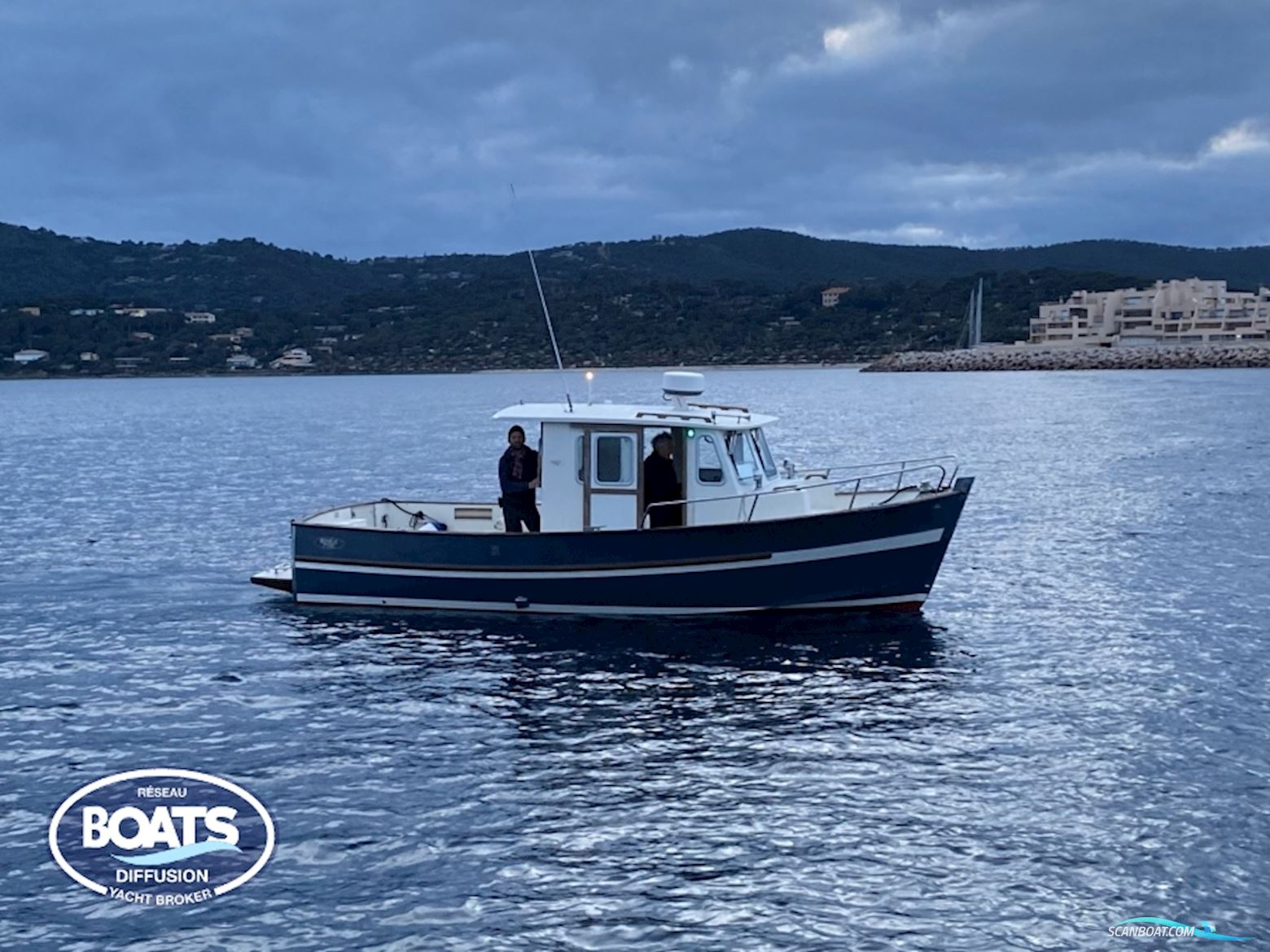 Rhea 750 Motorbåt 2013, med Volvo Penta motor, Frankrike
