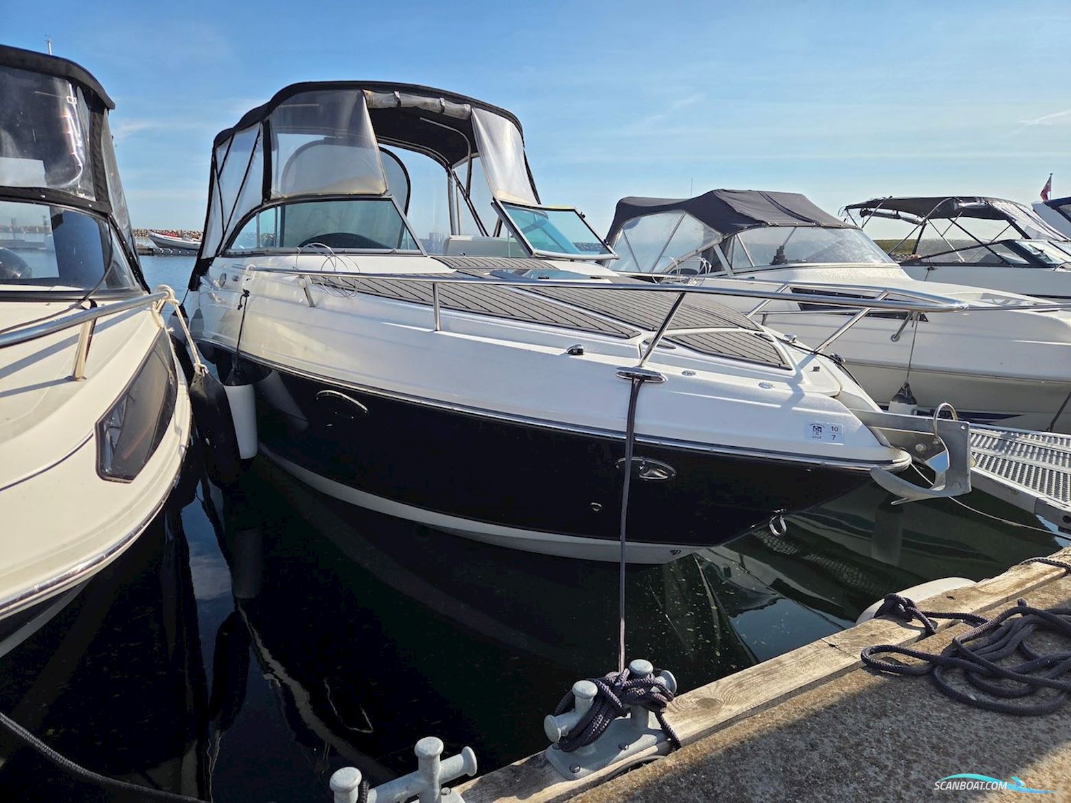 Rinker 230 Atlantic Motorbåt 2011, med Mercruiser motor, Danmark