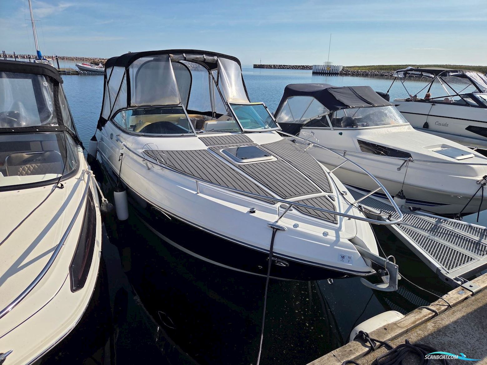 Rinker 230 Atlantic