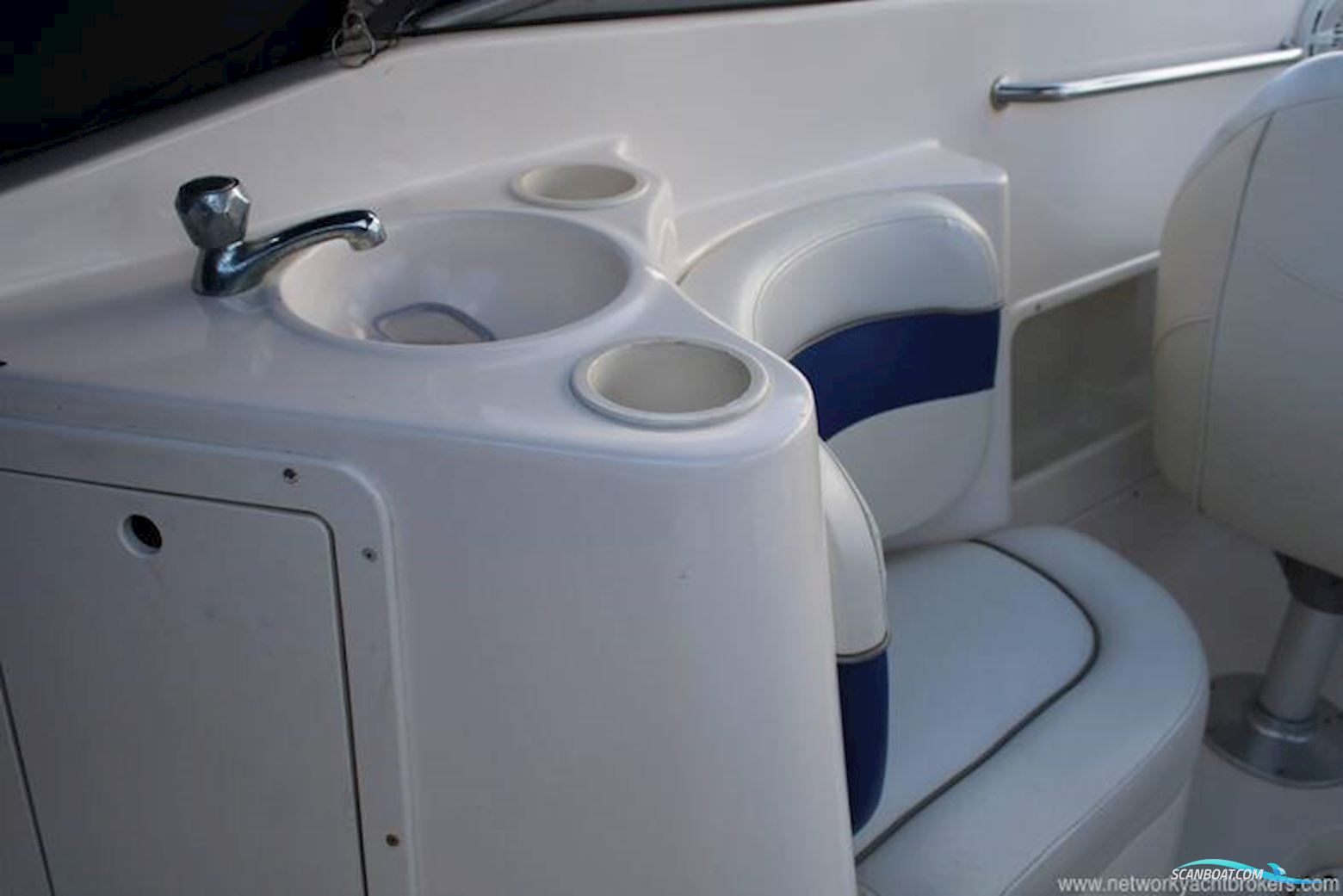 Rinker 232 Captiva