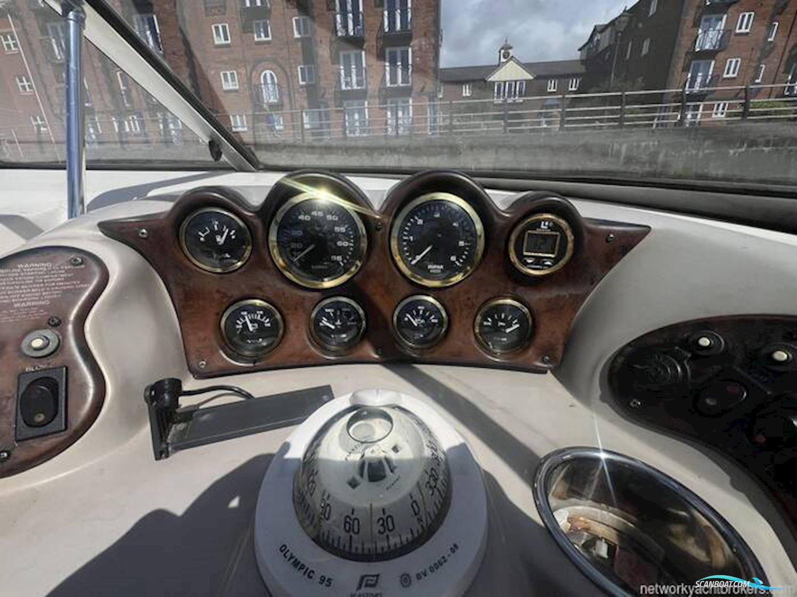 Rinker 232 Captiva