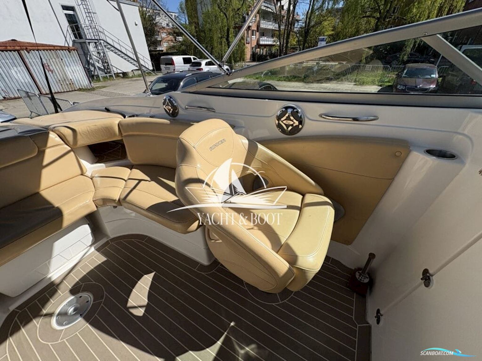 Rinker 246 Captiva CC