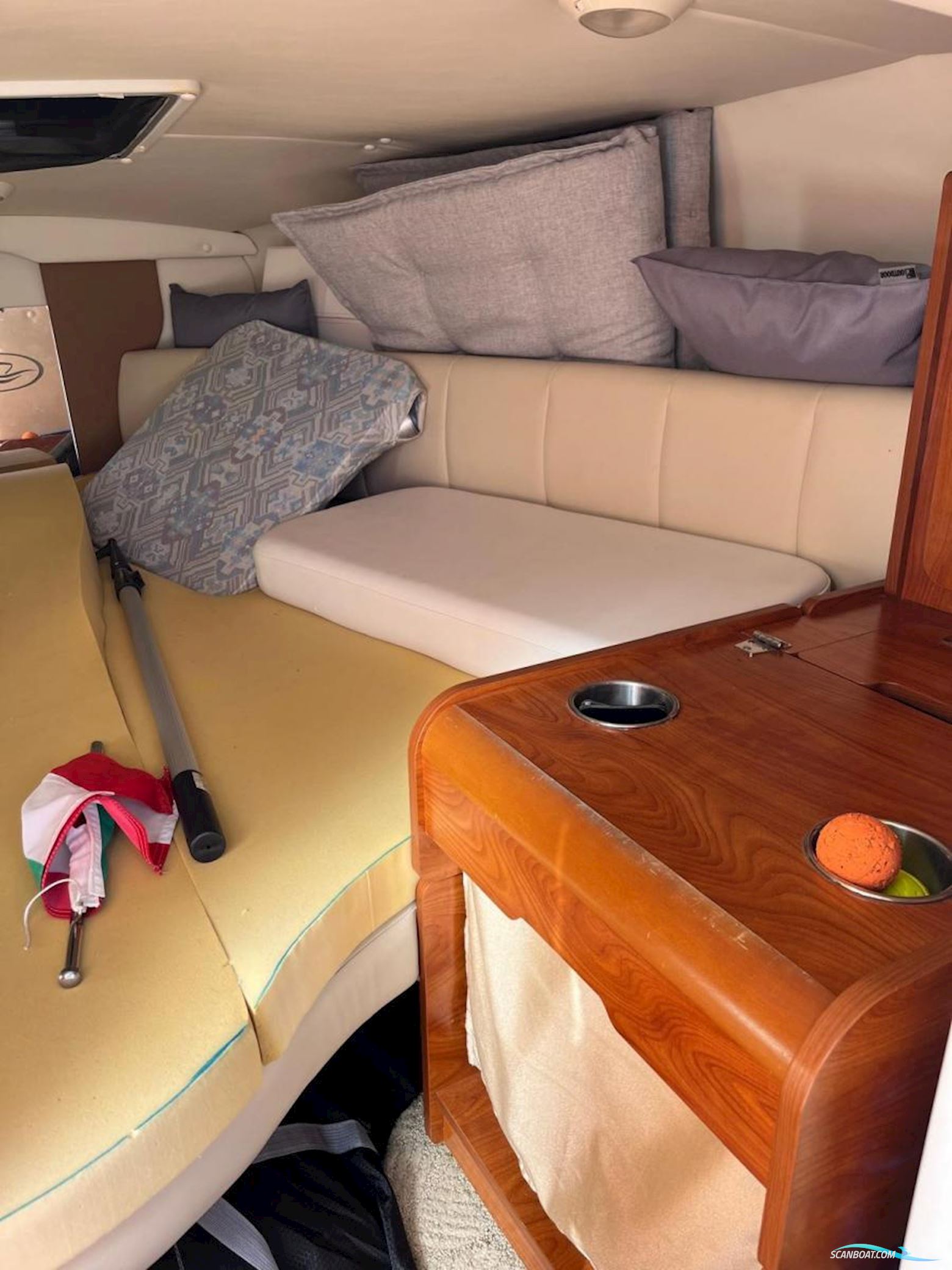 Rinker 276 Captiva