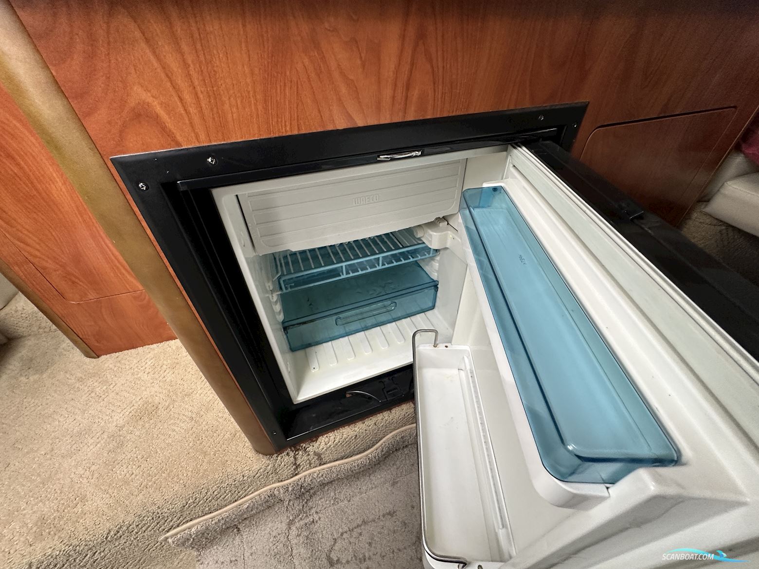 Rinker 280 Cabin Cruiser